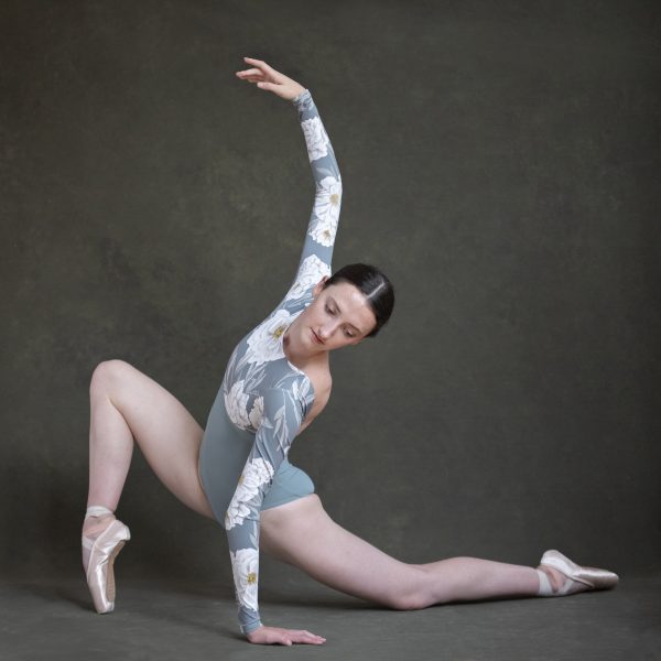 Maggia Weatherdon performing some ballet.